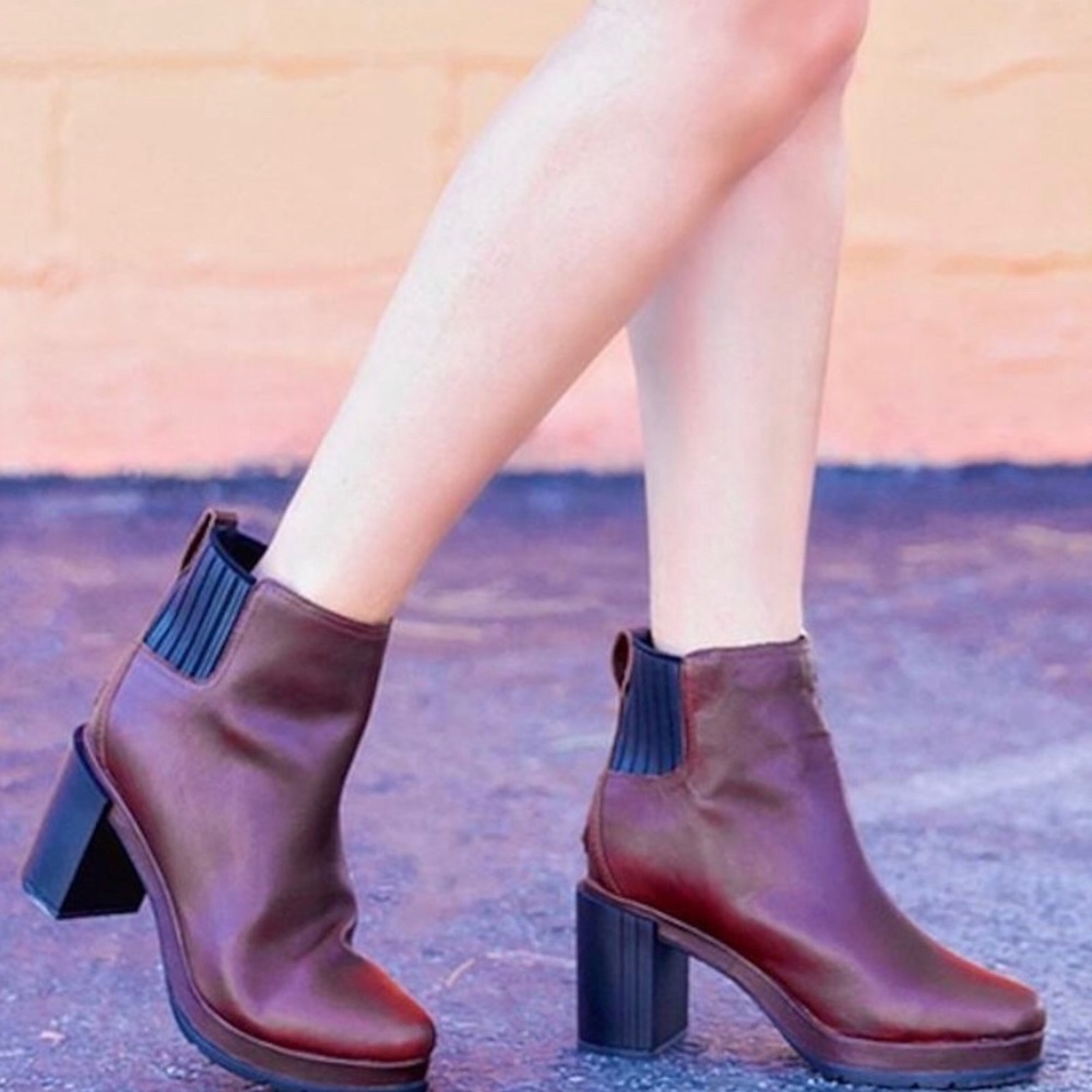 Sorel Margo Chelsea Boot